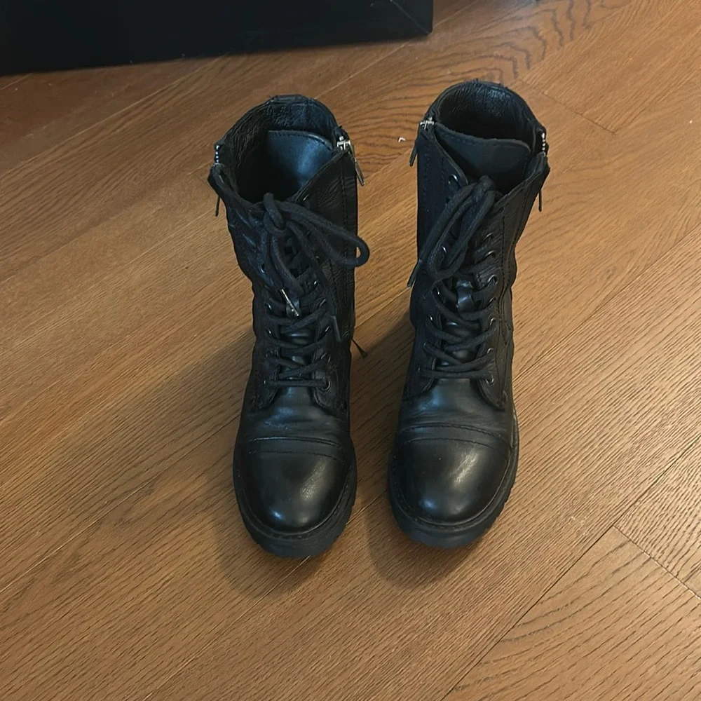 Black Leather combat boots - Picture 1 of 6